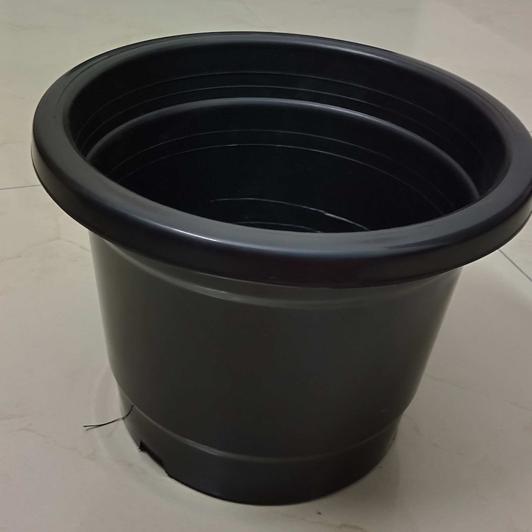 BLACK POT - 12 INCHES