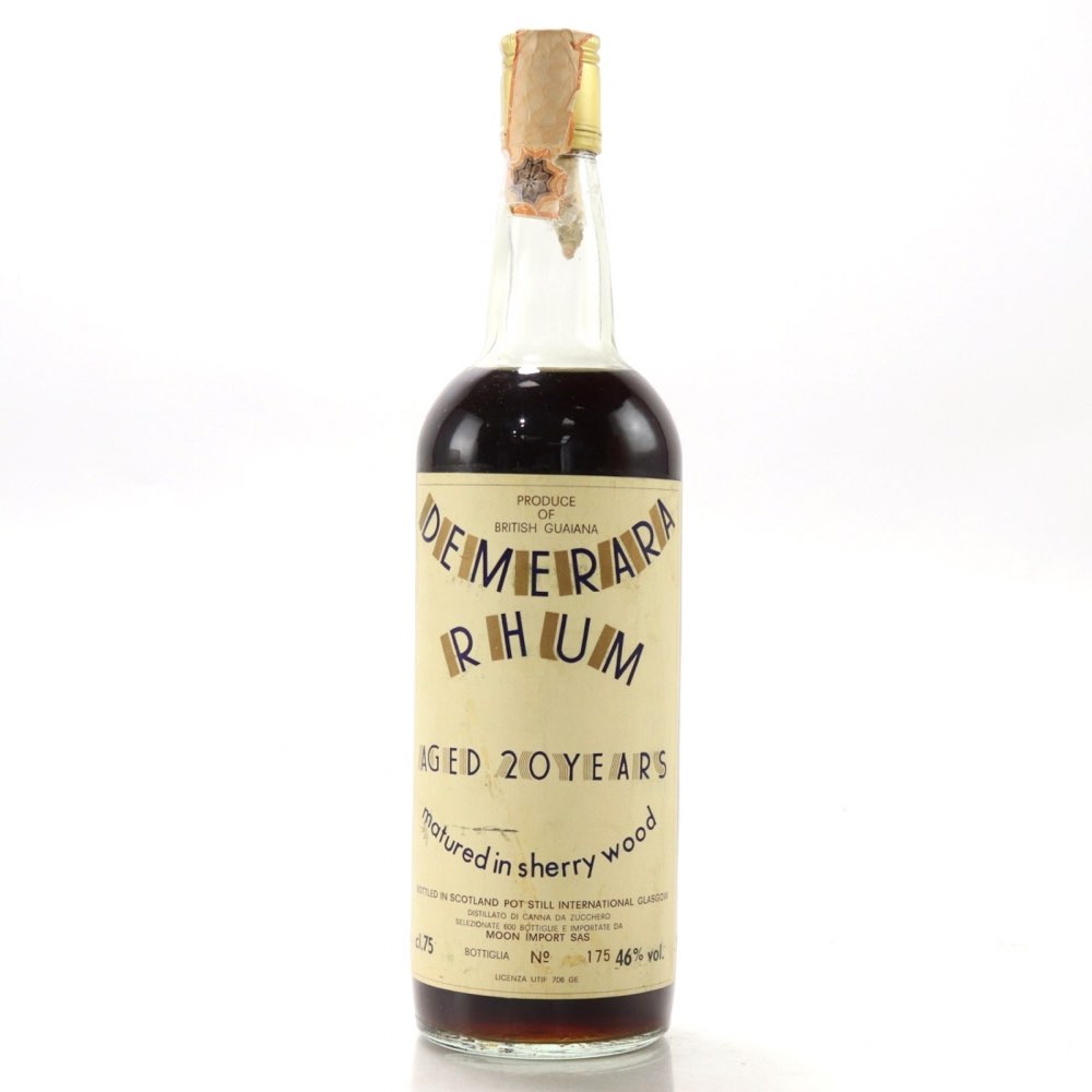 High resolution image of the bottle