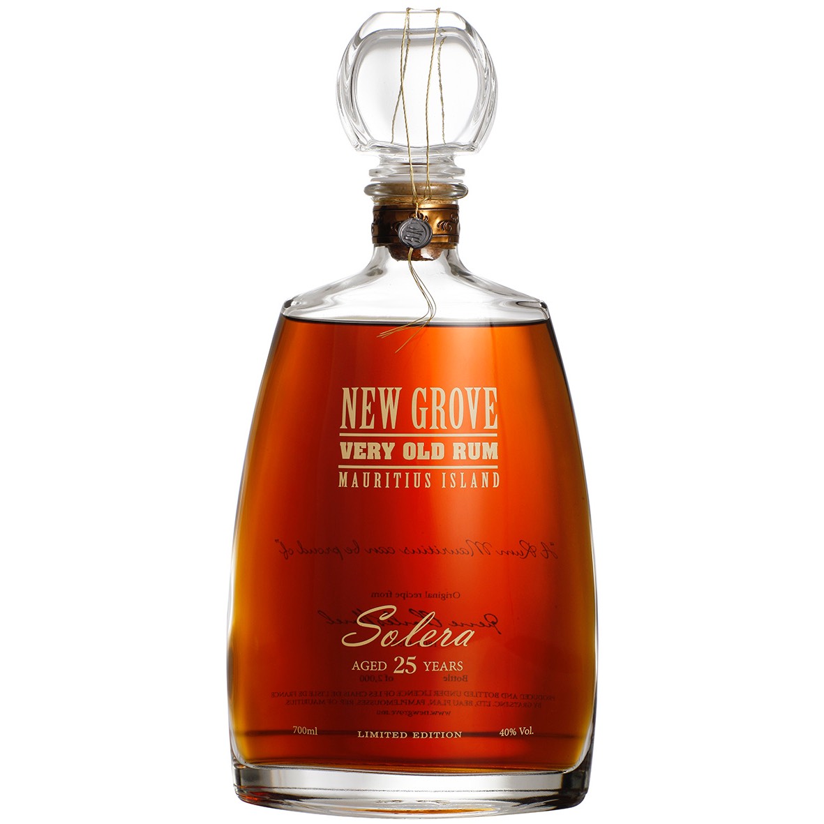 Bottle image of New Grove Very Old Rum Solera 25 Years