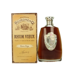 Image of the front of the bottle of the rum Hors d‘Âge