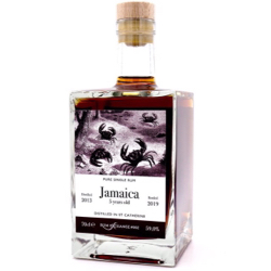 Image of the front of the bottle of the rum #002