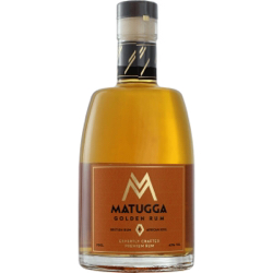 Image of the front of the bottle of the rum Golden Rum