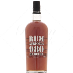 Image of the front of the bottle of the rum Rum Agrícola 980 Madeira