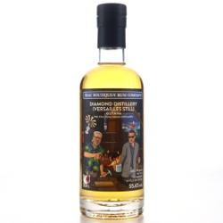 Image of the front of the bottle of the rum Versailles Still SXG