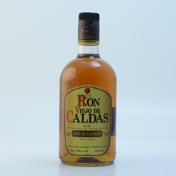 Image of the front of the bottle of the rum Ron Viejo de Caldas Añejo 3 Años