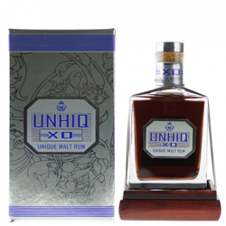 Image of the front of the bottle of the rum Unhiq XO Unique Malt Rum