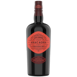 Image of the front of the bottle of the rum Island Signature Anacaona