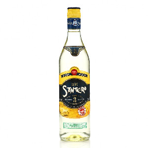 Image of the front of the bottle of the rum 3 Años