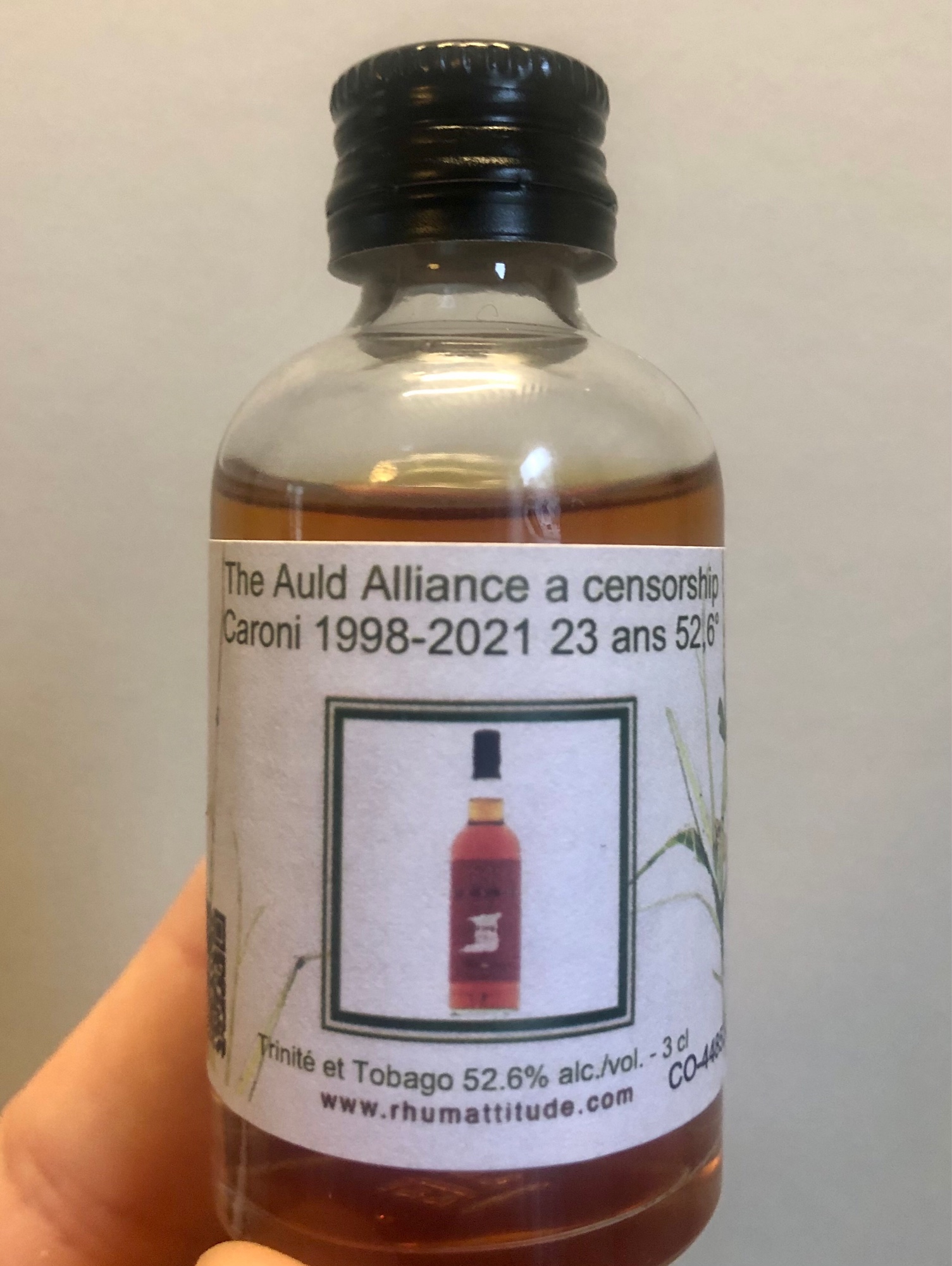 Photo of the bottle taken from user Godspeed