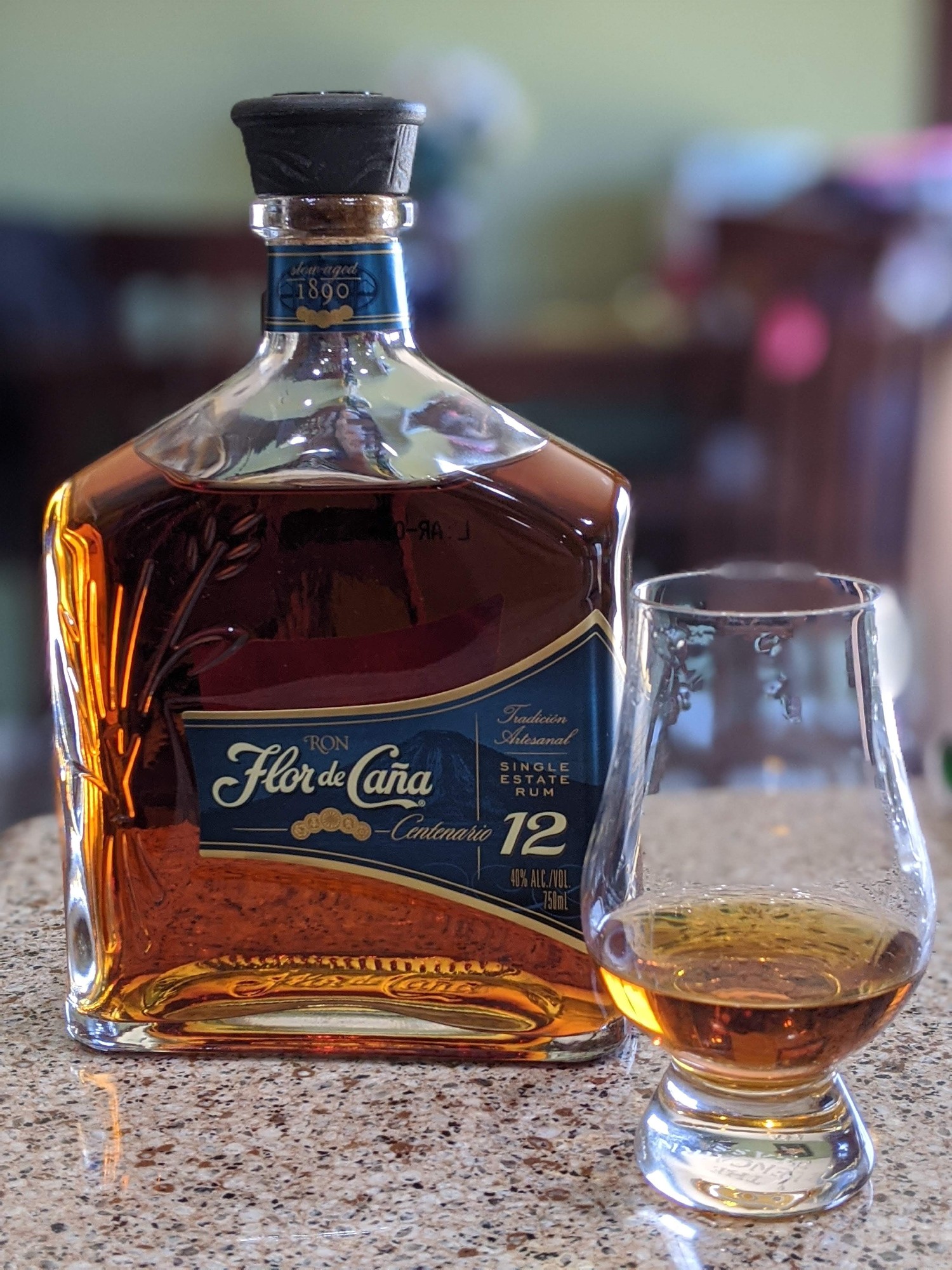 Photo of the bottle taken from user Abrahan Reyes