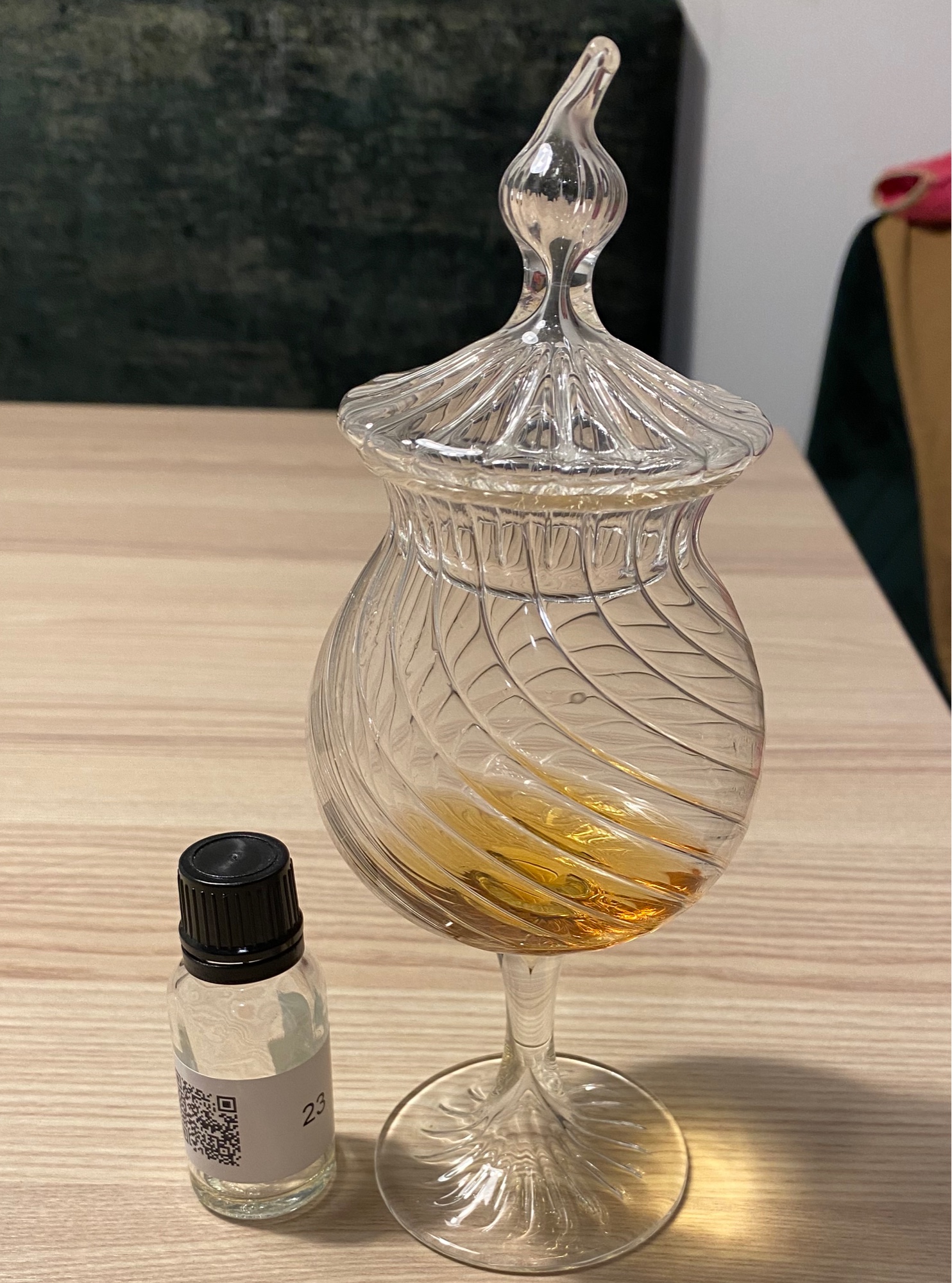 Photo of the bottle taken from user Galli33
