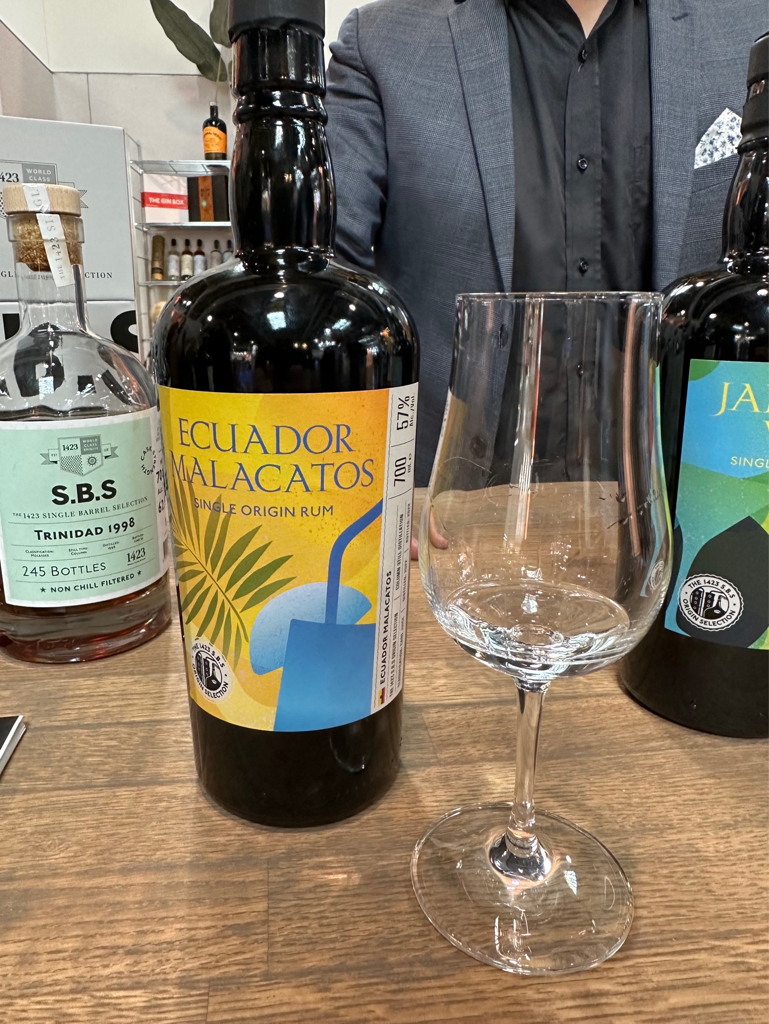 Photo of the bottle taken from user Oliver