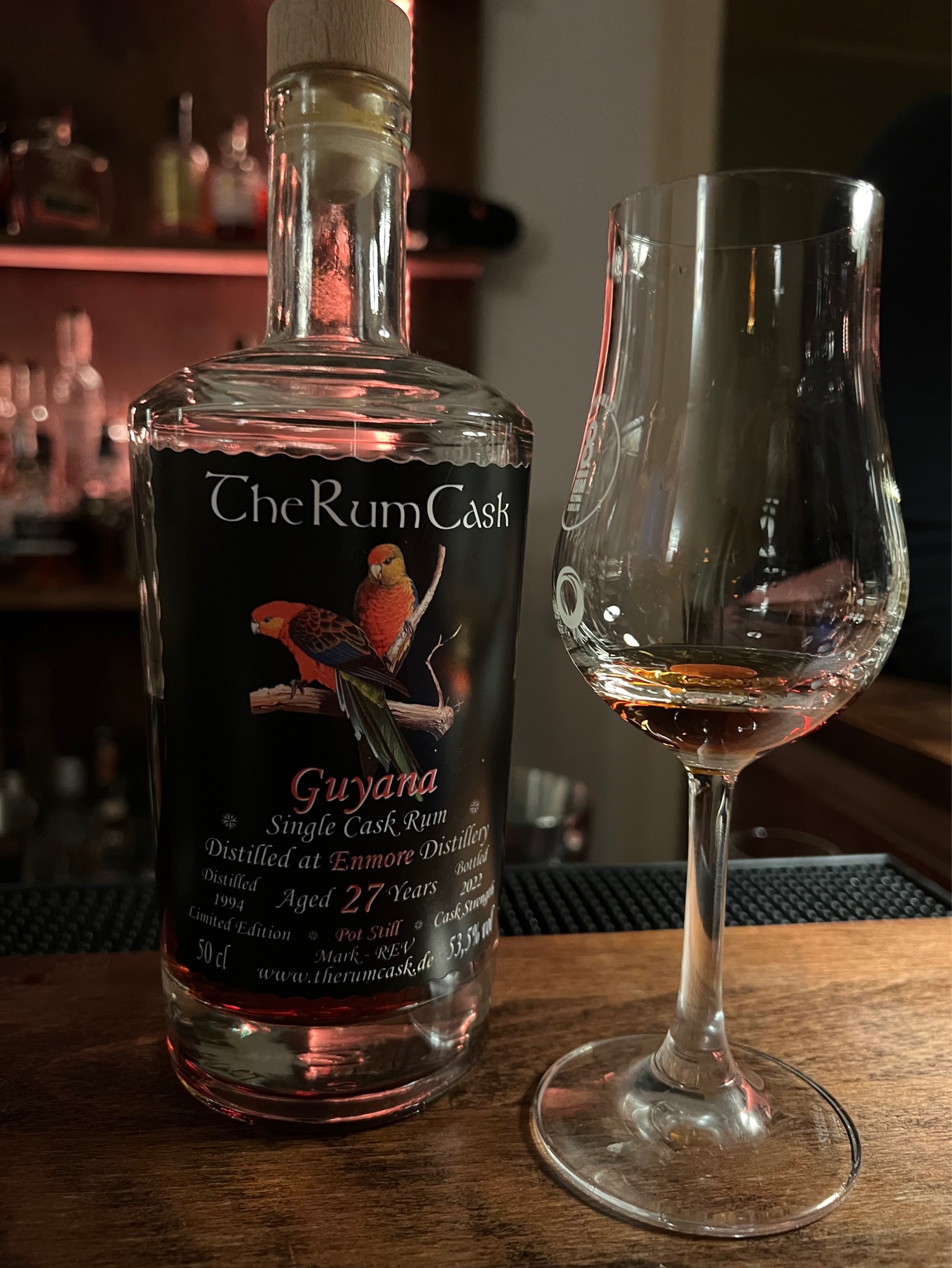 Photo of the bottle taken from user Andi