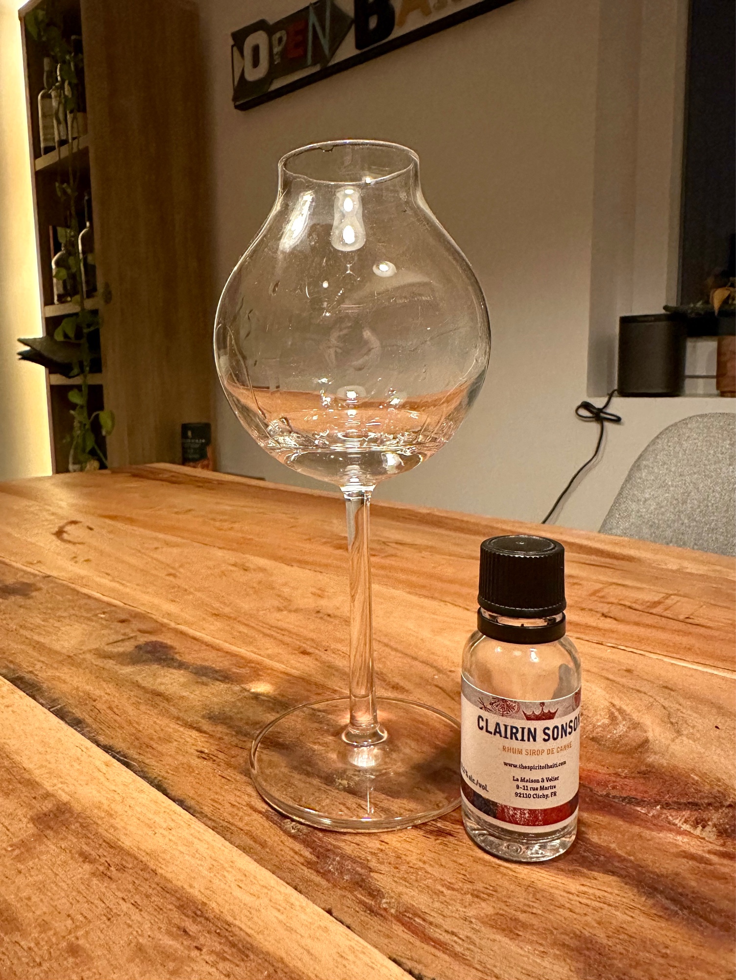 Photo of the bottle taken from user Oliver