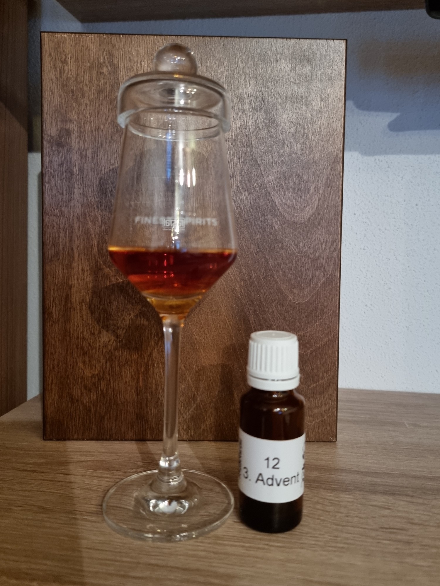 Photo of the bottle taken from user SaibotZtar 