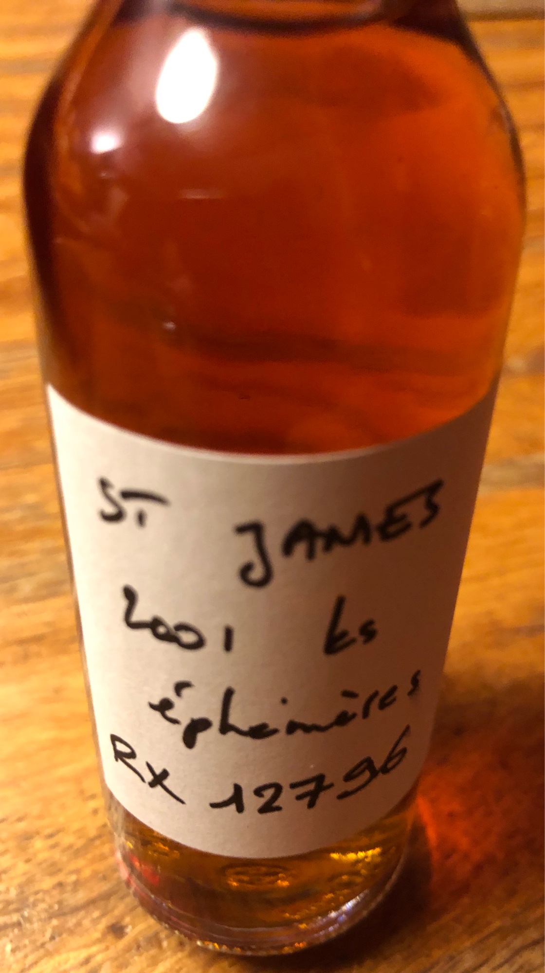 Photo of the bottle taken from user cigares 