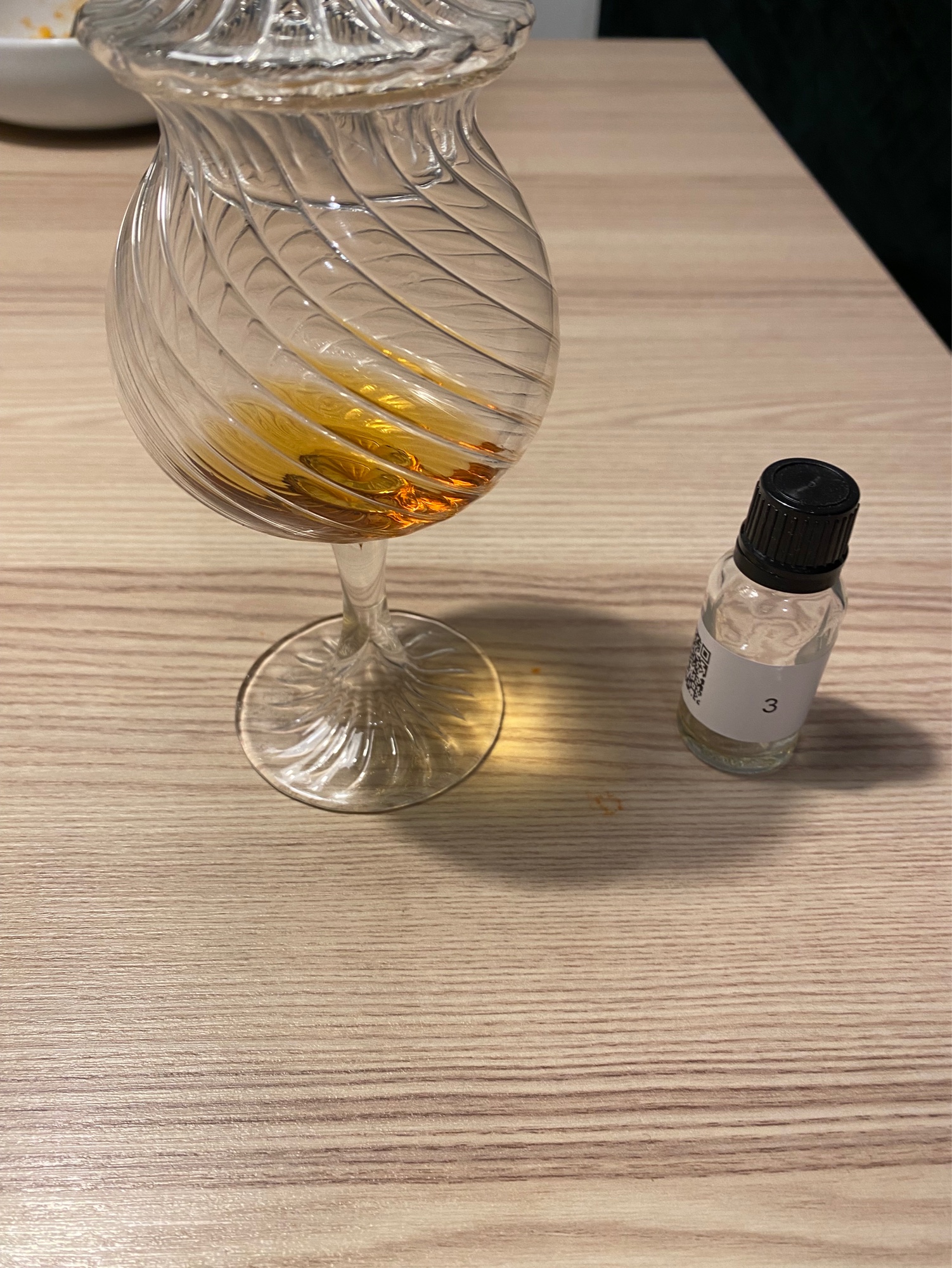 Photo of the bottle taken from user Galli33