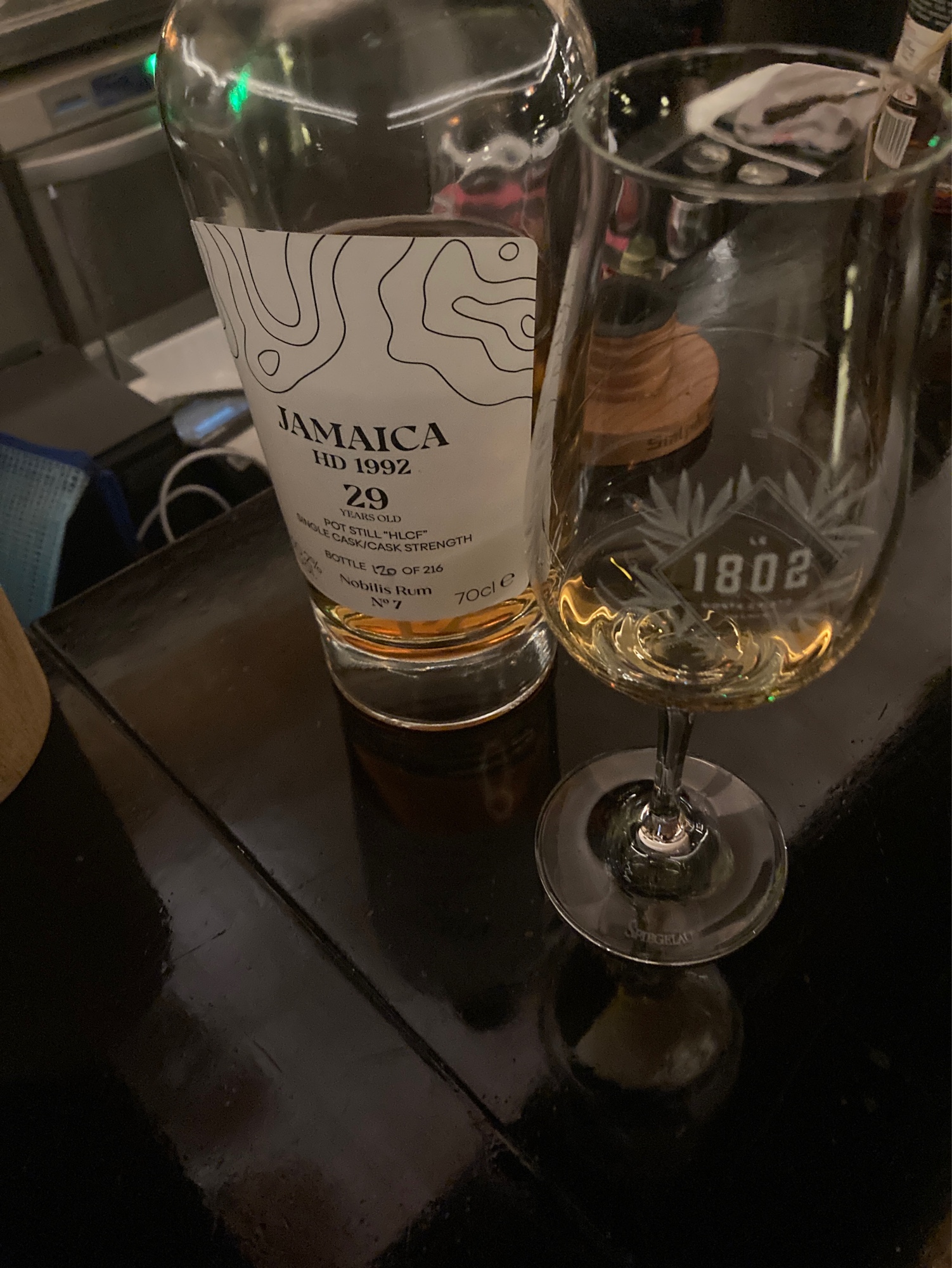 Photo of the bottle taken from user TheRhumhoe