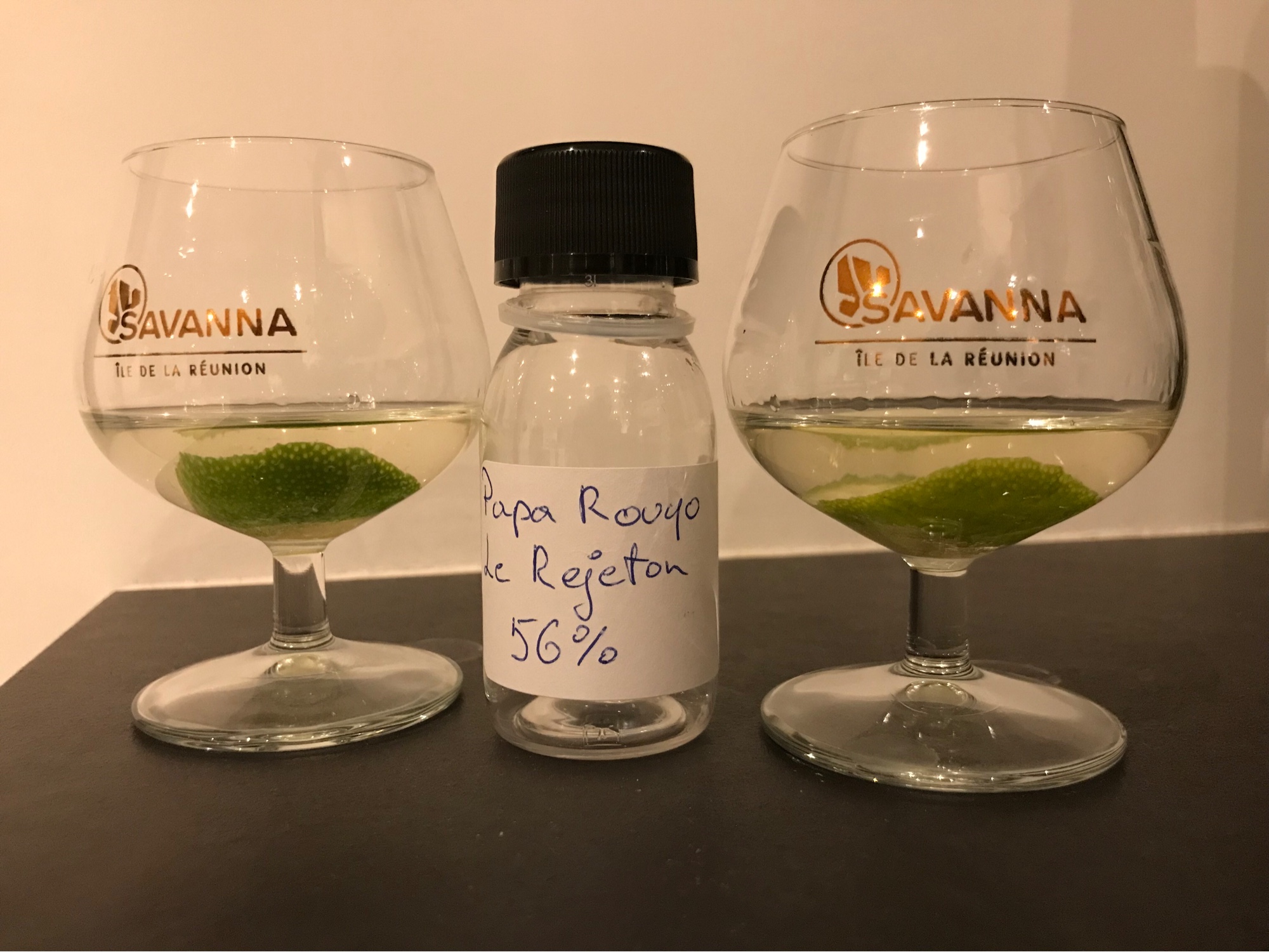 Photo of the bottle taken from user Rhum Mirror 🇧🇪