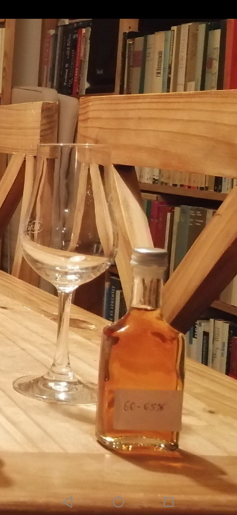 Photo of the bottle taken from user Gunnar Böhme "Bauerngaumen" 🤓