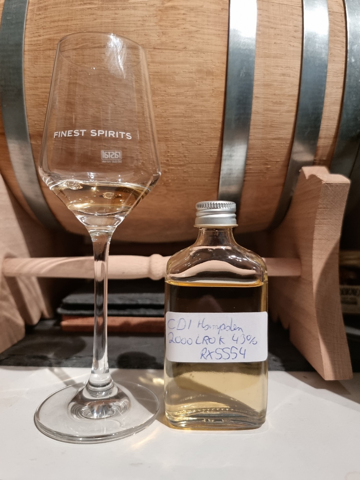 Photo of the bottle taken from user SaibotZtar 