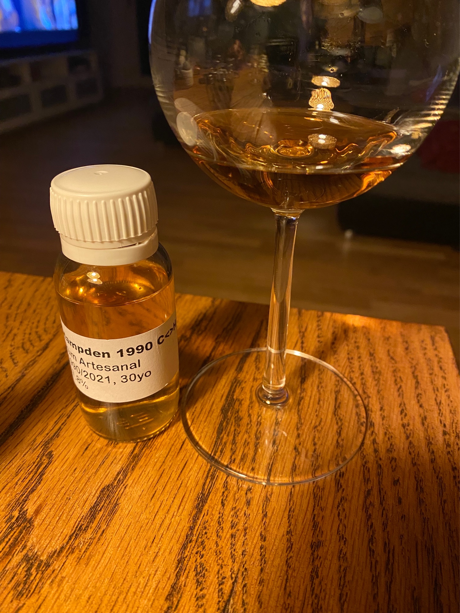 Photo of the bottle taken from user Mirco