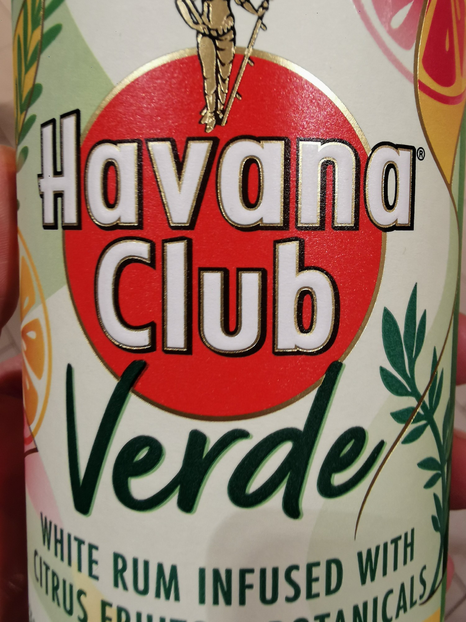 Photo of the bottle taken from user Beach-and-Rum