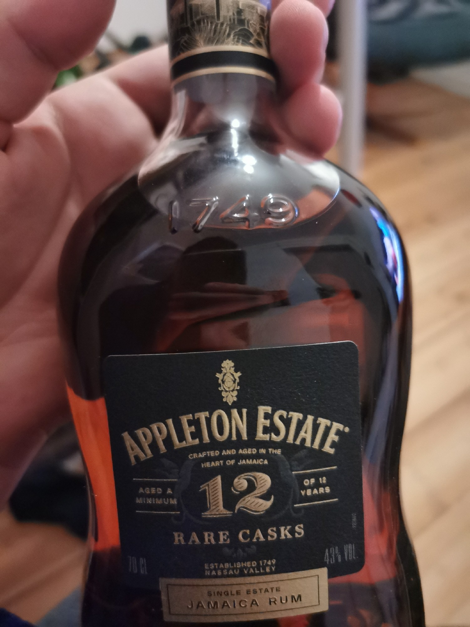 Photo of the bottle taken from user Rumpalumpa