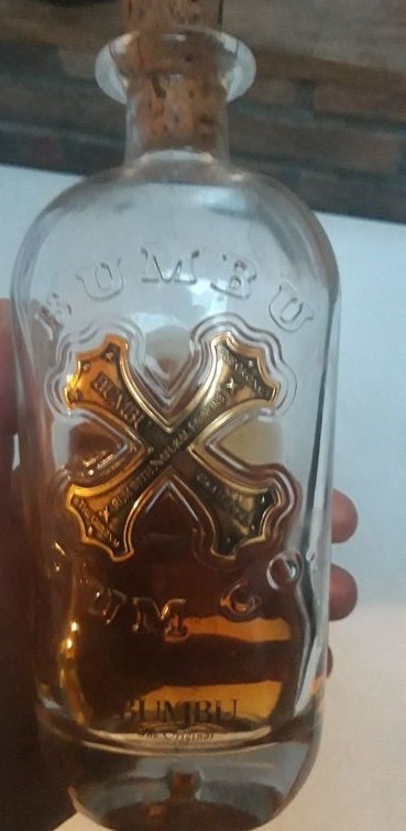 Photo of the bottle taken from user Rumpalumpa
