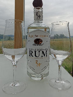 Photo of the rum Rum Artesanal Burke‘s Single Blended Rum taken from user Boletus