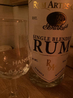 Photo of the rum Rum Artesanal Burke‘s Single Blended Rum taken from user HenryL