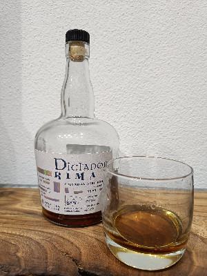 Photo of the rum Dictador Rima 1 taken from user Tim 