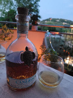 Photo of the rum Canerock taken from user LukaŽiga