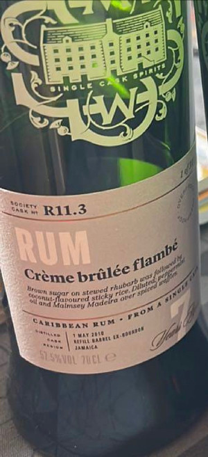 Photo of the rum R11.3 Crème Brûlée Flambé taken from user Peder Frits Nielsen