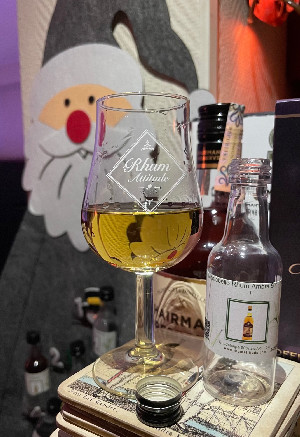 Photo of the rum Montebello Ambré taken from user Stefan Persson