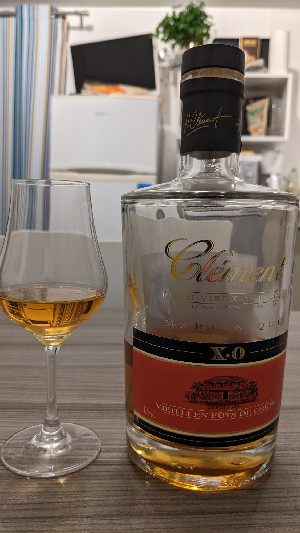 Photo of the rum Clément XO taken from user passlemix