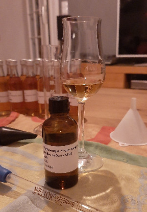 Photo of the rum Distilled by Darsa SFGD taken from user Alexander Rasch