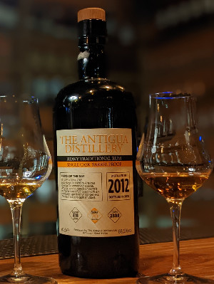 Photo of the rum Heavy Traditional Rum Single Cask taken from user crazyforgoodbooze