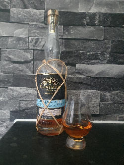 Photo of the rum Plantation Guatemala XO (Edition 2019) taken from user Decky Hicks Doughty