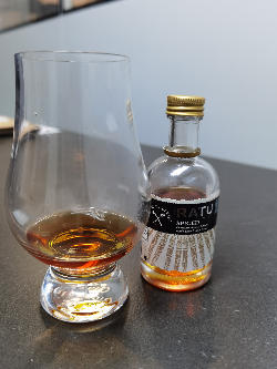 Photo of the rum  taken from user Gregor 