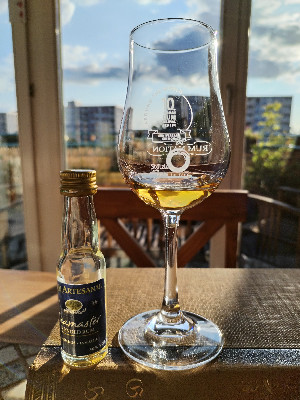 Photo of the rum Rum Artesanal Burke‘s Seamaster Blended Rum taken from user Gunnar Böhme "Bauerngaumen" 🤓
