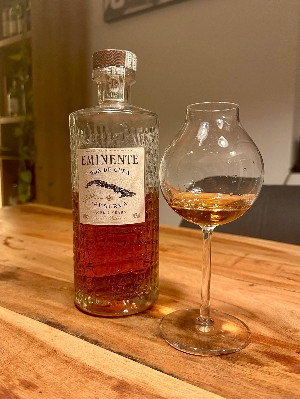 Photo of the rum Eminente Reserva 7 ans taken from user Oliver