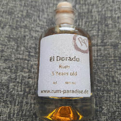 Photo of the rum El Dorado 5 taken from user Timo Groeger