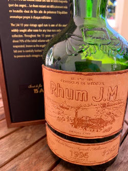 Photo of the rum 1996 taken from user Oli Hollister