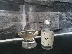 Photo of the rum Carta Blanca taken from user Decky Hicks Doughty