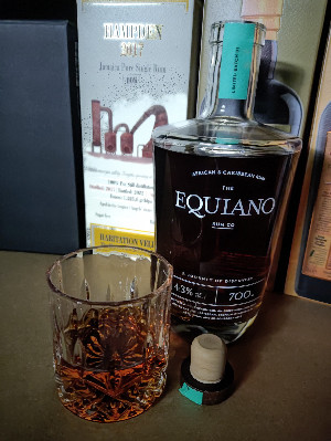 Photo of the rum Equiano taken from user Portman
