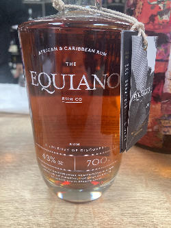 Photo of the rum Equiano taken from user TheRhumhoe