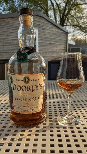 Photo of the rum Doorly‘s 12 Years taken from user passlemix