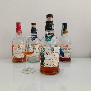 Photo of the rum Doorly‘s 12 Years taken from user Righrum