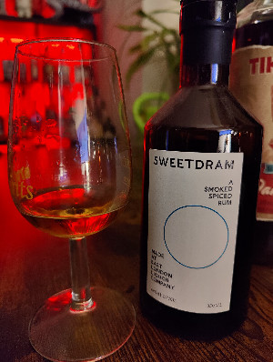 Photo of the rum Sweetdram Smoked Spiced Rum taken from user Gin & Bricks